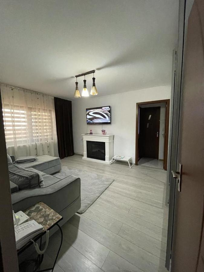 Апартаменты Apartament Gallamar Birlad Экстерьер фото