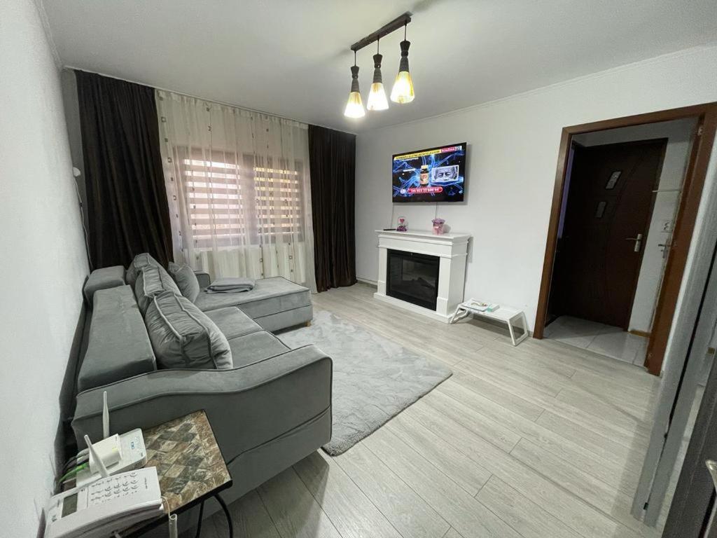 Апартаменты Apartament Gallamar Birlad Экстерьер фото