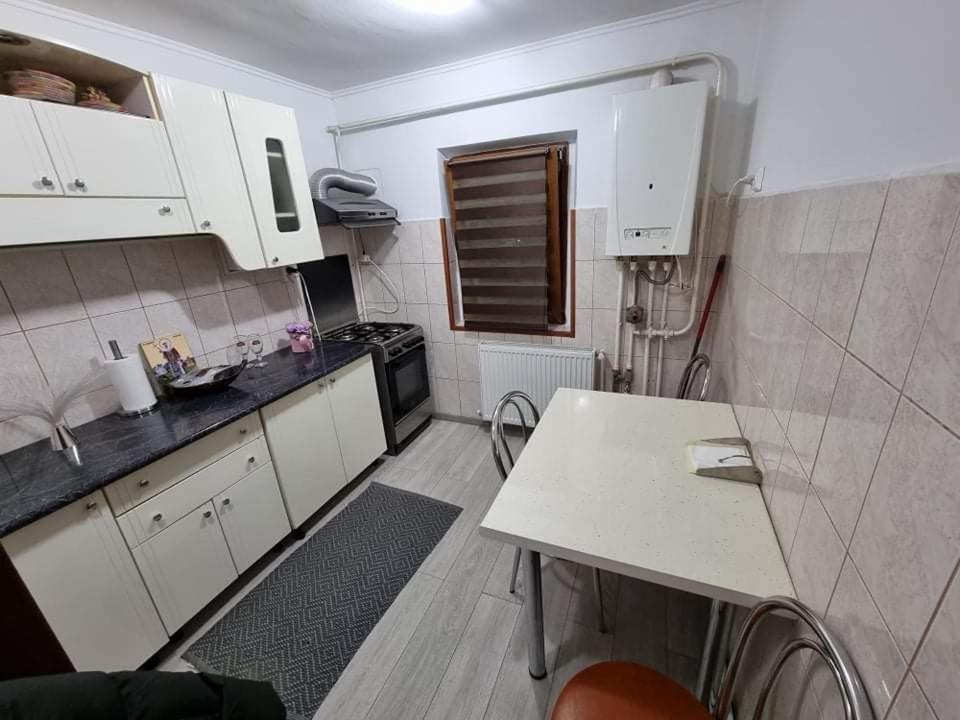 Апартаменты Apartament Gallamar Birlad Экстерьер фото